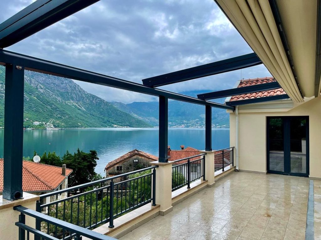 balkon_ustu